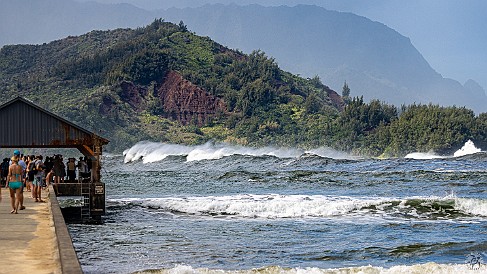 Kauai-022 A huge northwest swell rolled in on Sunday, generating waves with 45-60 ft face heights. In fact, on Oahu's North Shore the conditions were just right to hold...