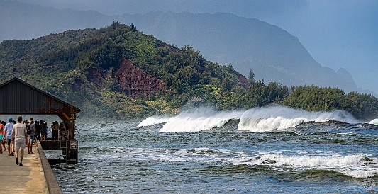 Kauai-025 A huge northwest swell rolled in on Sunday, generating waves with 45-60 ft face heights. In fact, on Oahu's North Shore the conditions were just right to hold...