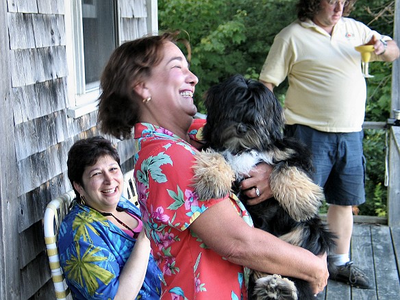 The girls laugh while Billy figures out what flew in his drink Sep 3, 2004 5:45 PM : Becky Laughlin, Billy Laughlin, Josie, Maine, Maxine Klein