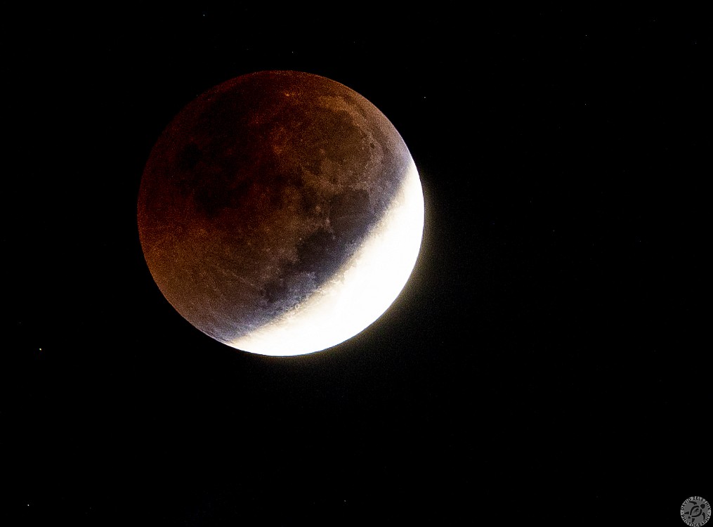 LunarEclipse202211-003 5:01 am, just 15 minutes to totality