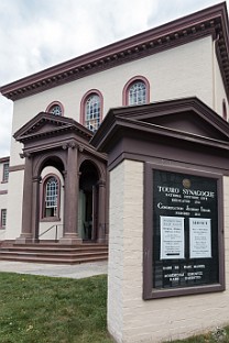 Newport2014-005 We still had time after lunch before we could checkin at the inn, so we walked over to take a tour of the Touro Synagogue. Founded in 1763, it is the oldest...