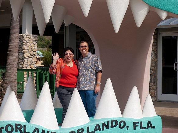 Nov 18, 2009 11:33 AM : David Zeleznik, Florida, Gatorland, Maxine Klein, Orlando 2009