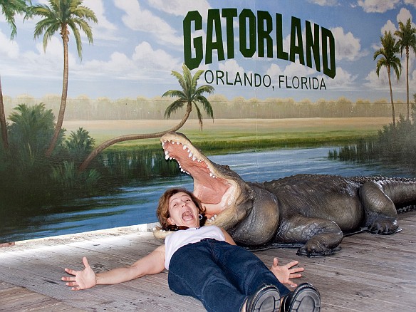 Nov 18, 2009 12:03 PM : Florida, Gatorland, Maureen Beurskens, Orlando 2009