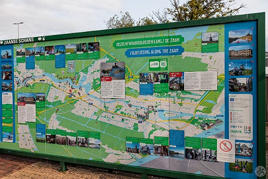 Amsterdam2025-019 Outside the Zaandijk Zaanse Schans station we're greeted by a map of the local sights