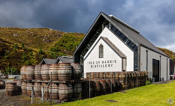 IsleOfLewisHarris2024-047 Another day, another distillery visit! 🥃 Harris Distillery opened in 2015 in the small village of Tarbert and only released their first single malt whiskey in...