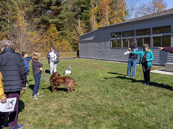 BlessingOfTheAnimals2022-036 A beautiful Fall Sunday afternoon for Rabbi Bellows and Cantor Belinda to bless the animals with song, a little dance, and lots of praise 🙏💕