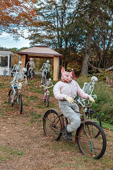 EssexHardwareHalloween2021-007-10.5x16.5 My photograph