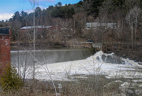 Woodstock VT 2004-03-007 The Taftsville covered bridge and hydro generating station