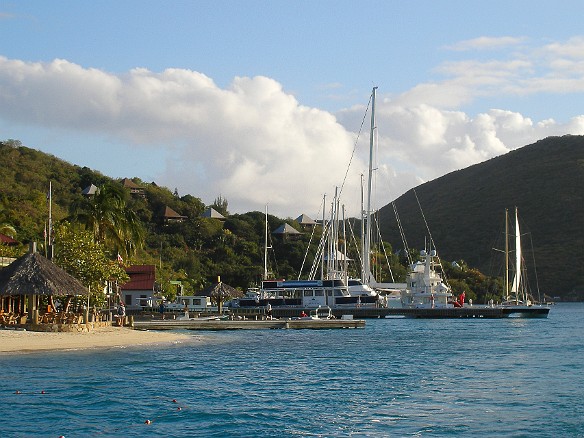 Saba Rock is right across a small channel from the Bitter End Yach Club in the North Sound Feb 2, 2007 5:06 PM : BVI, Virgin Gorda 2007-02