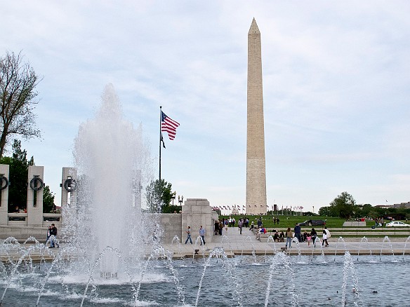 View of the Washington Monument from the WWII Memorial Mar 30, 2011 6:11 PM : National World War II Memorial, Washington DC