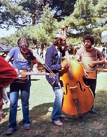 TPB1988-001 Campsite picking with Gary Popovich and Paul Wolf