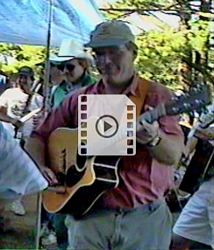 Money Honey Manic Mt. Boys campsite jam on the Tom Monahan original "Money Honey" at the Thomas Pt. Beach Bluegrass Festival over Labor Day weekend 1995. With Tom Monahan:...
