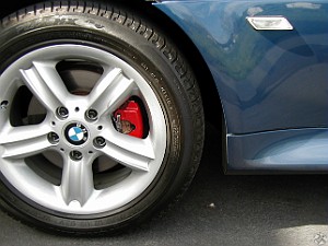 Red Calipers & Chrome Clips Painting the brake calipers a bright red and chromed brake retention clips