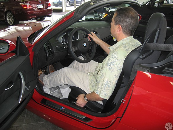 Z4TestDrive-4 The dealer had an Imola Red M Roadster sitting on the floor for me to try.